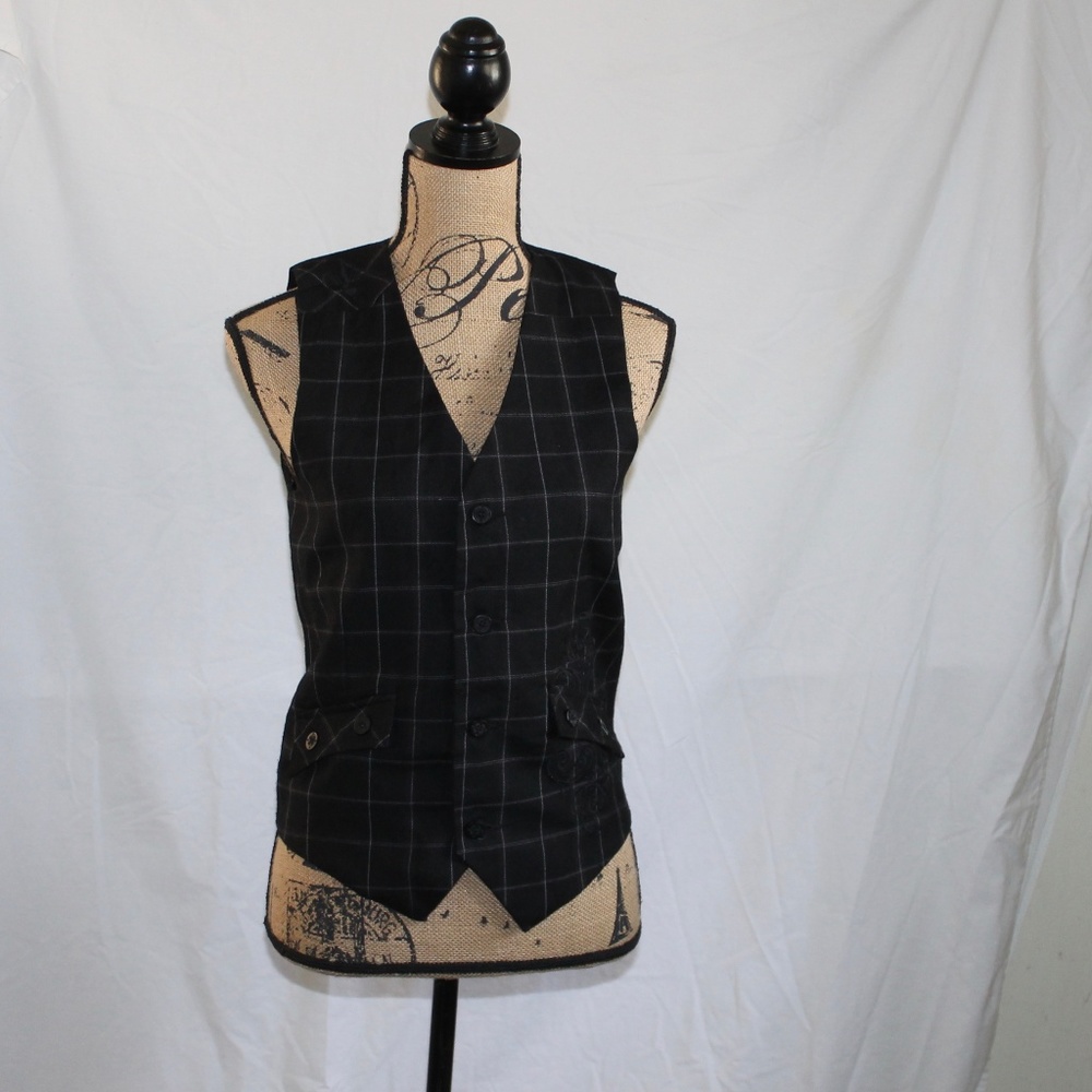 Indigo Star Embroidered Vest Black Plaid Thin Line